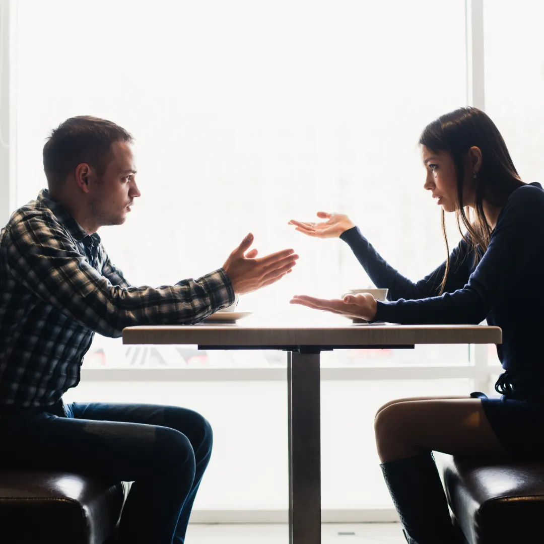 Couple in difficult discussion